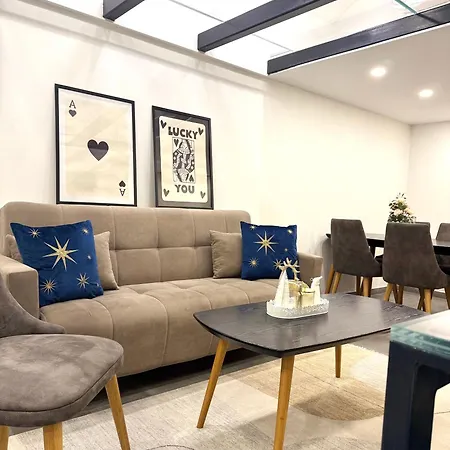 Διαμέρισμα Khan