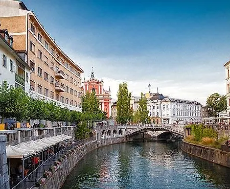 Διαμέρισμα Khan