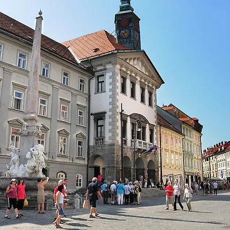 Khan Apartma Ljubljana