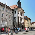 Khan Apartman Ljubljana